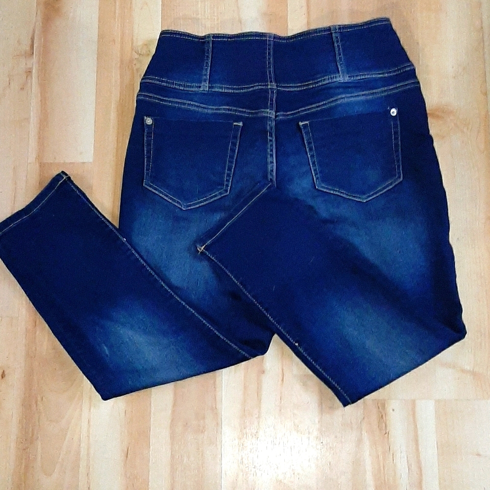 NOBO High Rise Sculpting Skinny Crop Jeans